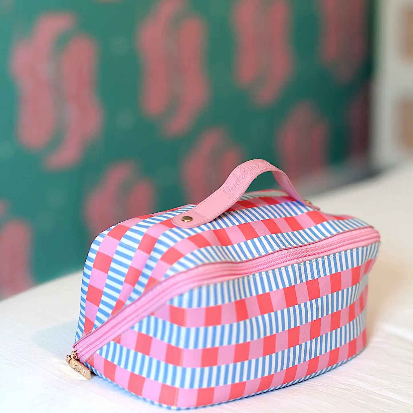hold all make up bag- checkered