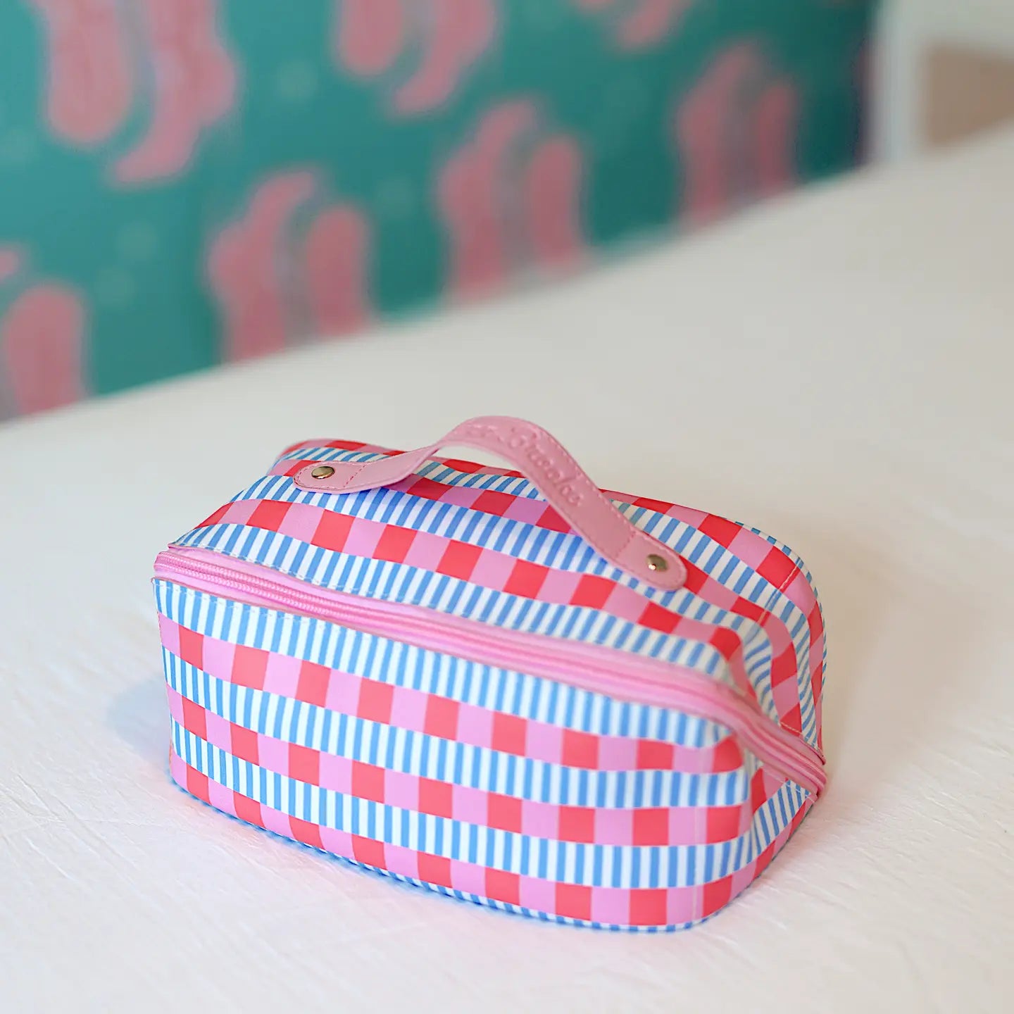 hold all make up bag- checkered