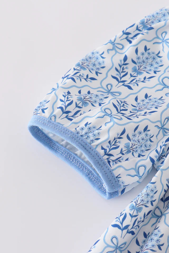 blue toile garden bow bubble