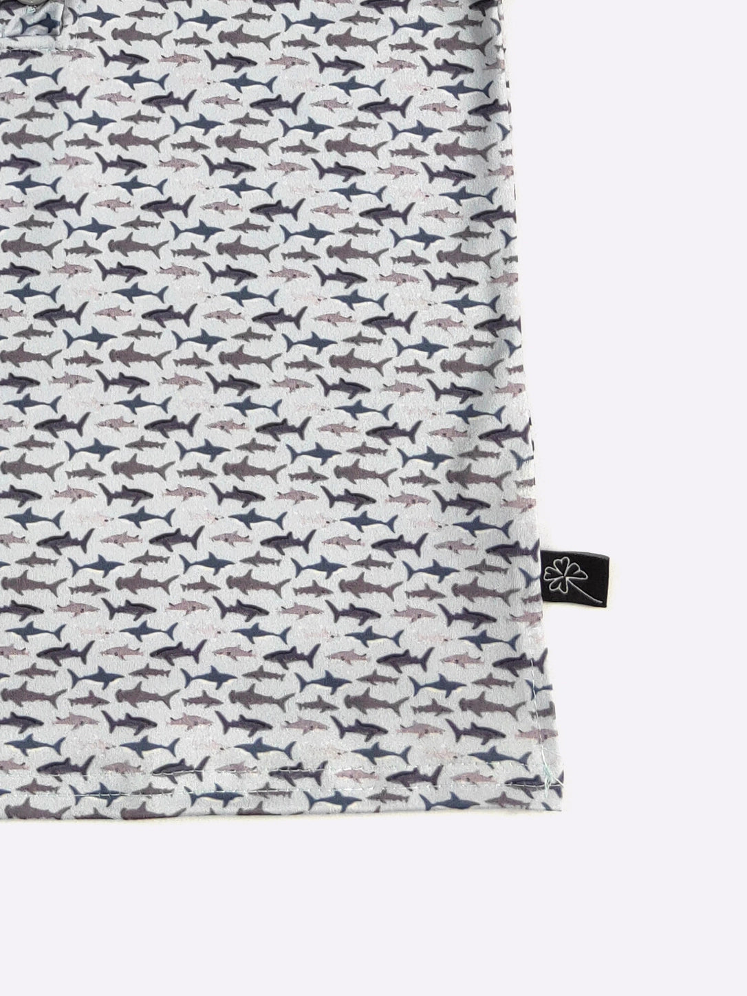 shark collar polo