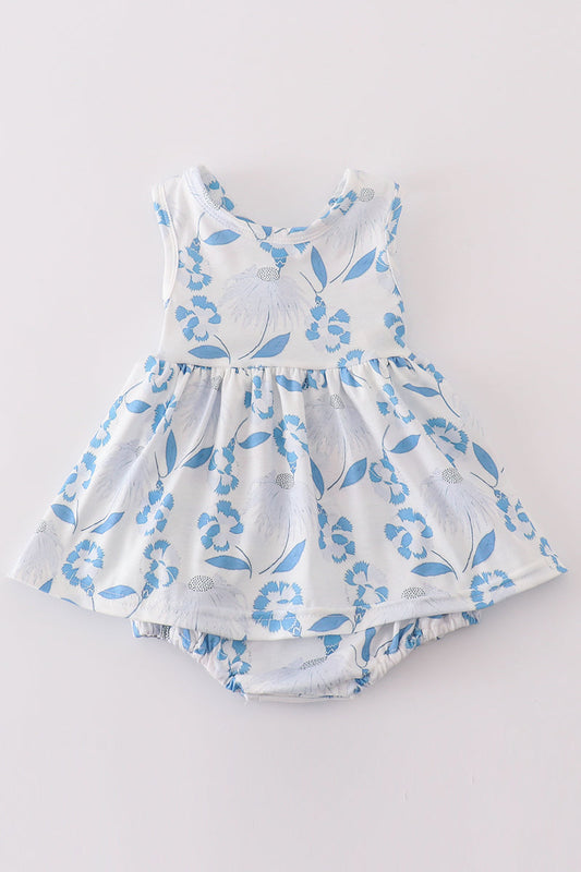 blue porcelain petals bubble