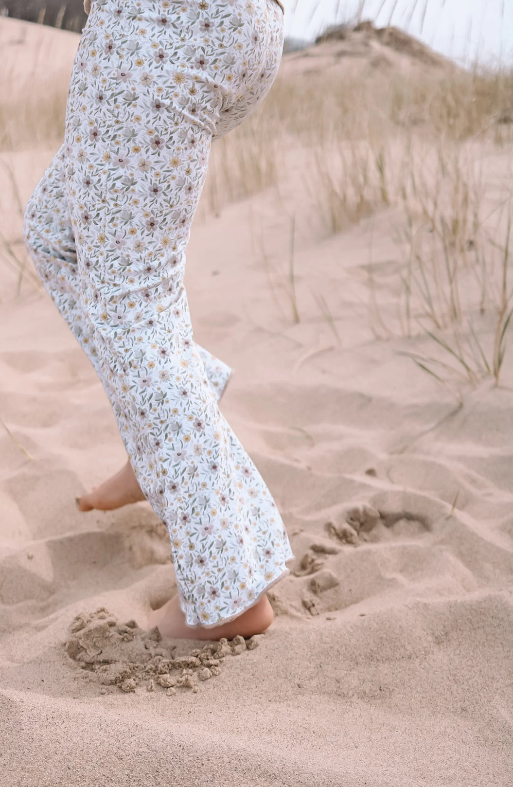 tan floral flare leggings