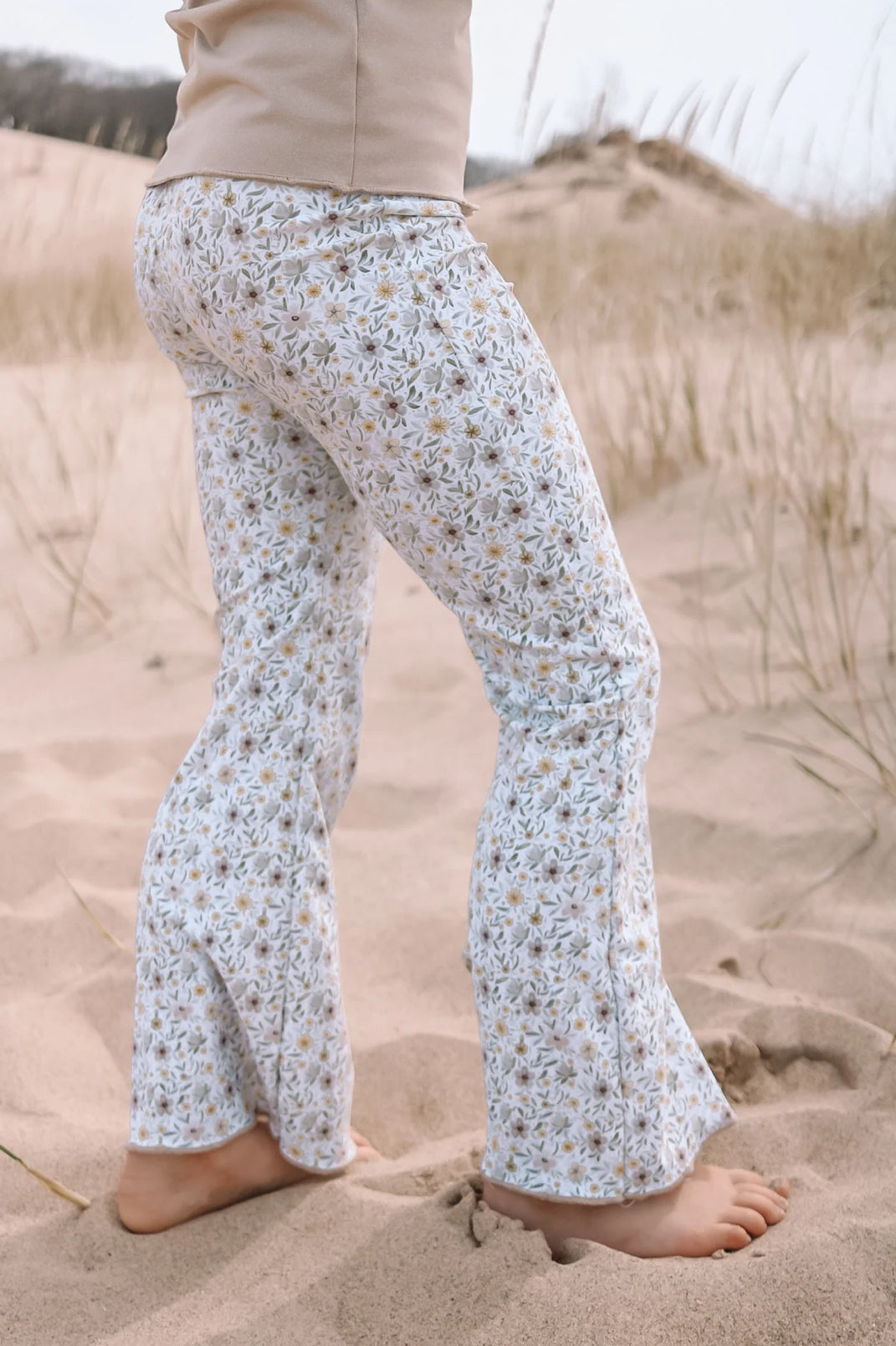 tan floral flare leggings