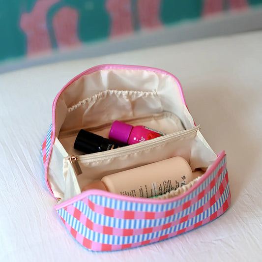hold all make up bag- checkered