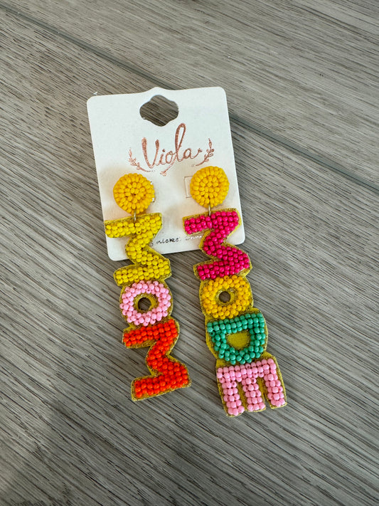 mom mode beaded earrings